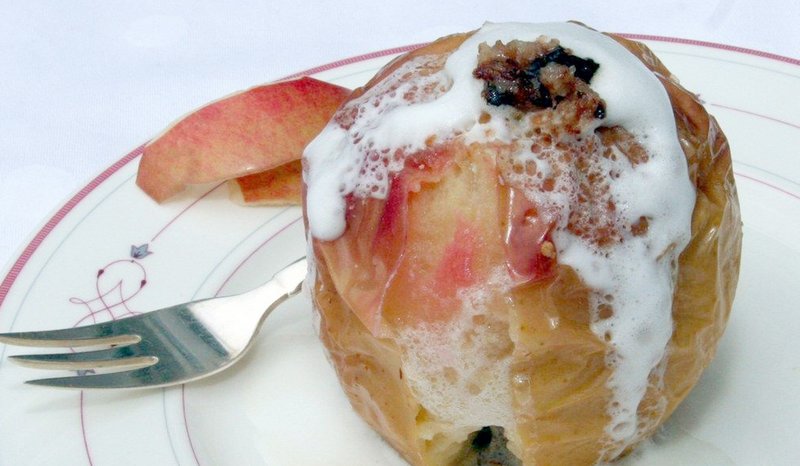 Rezept Bratäpfel mit Mandeln und Rosinen